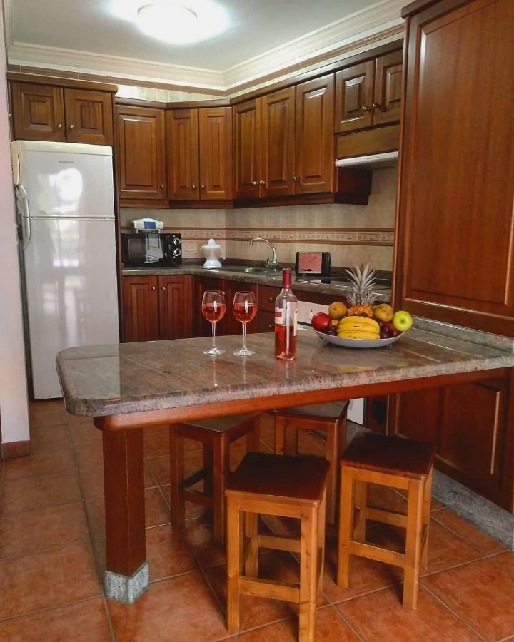 Apartamentos Isora Jerez de la Frontera Exterior foto